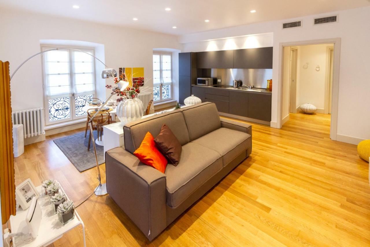 Tergesteo Palace Suite Триест Екстериор снимка