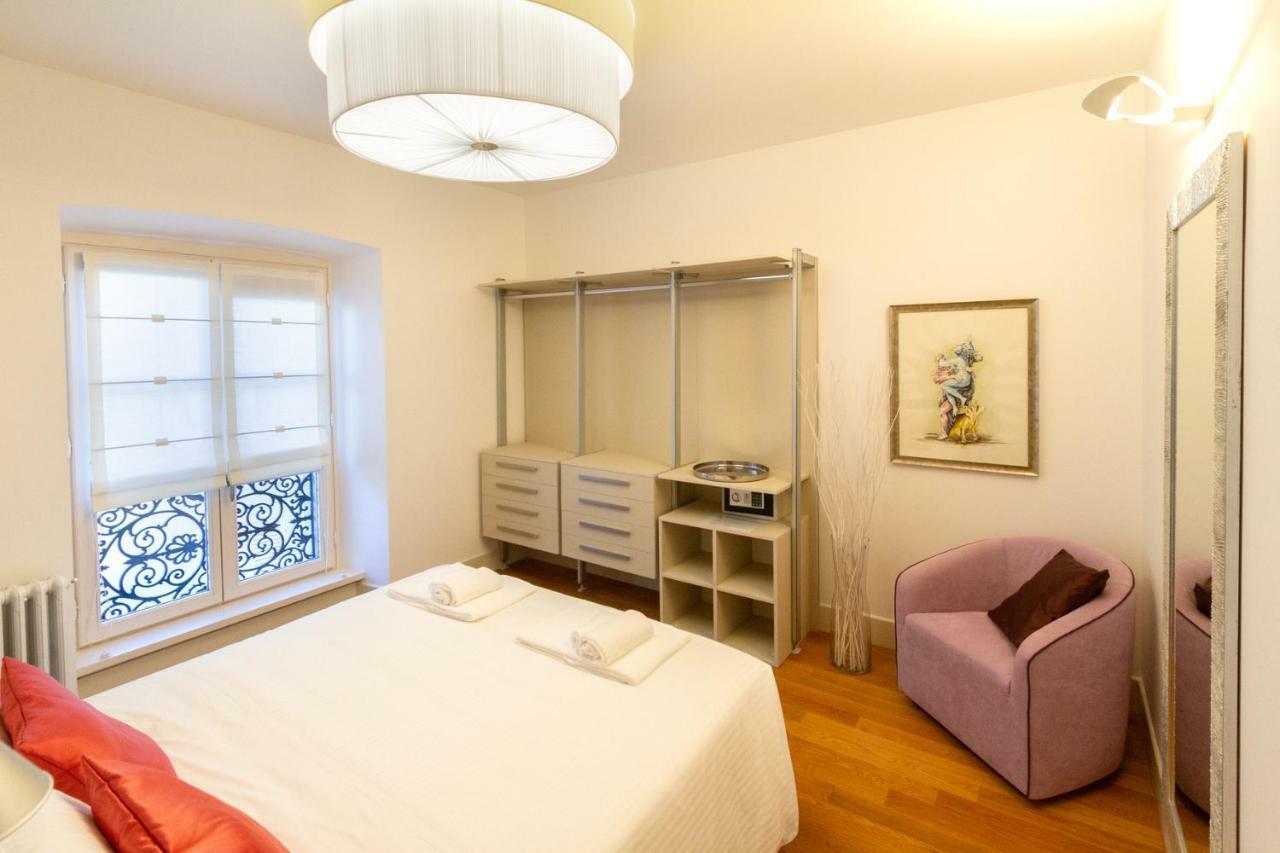 Tergesteo Palace Suite Триест Екстериор снимка